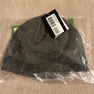 Back On Track Kim Hat Large